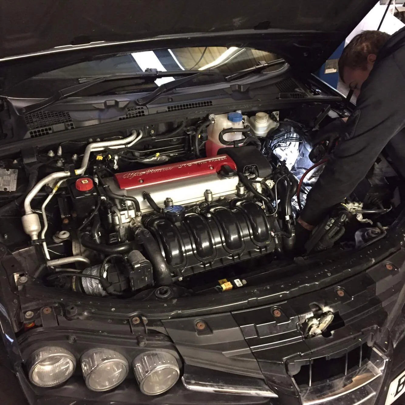 Alfa Romeo M32 Gearbox Repair | Clutch & Flywheel Replacement