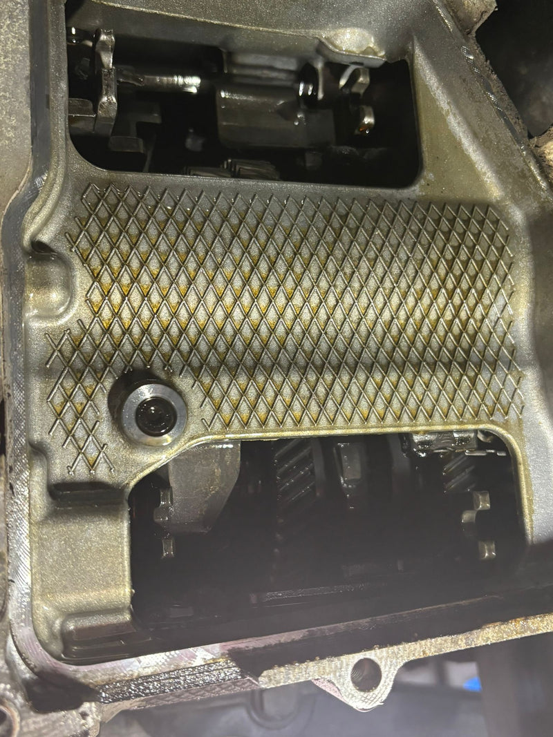 Inside look of the 0AM DQ200 gearbox Eco Torque selector fork